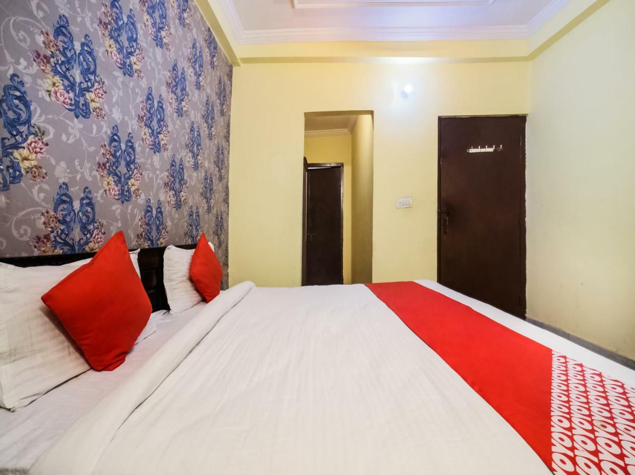 Oyo 23114 Abhay Haveli Hotel