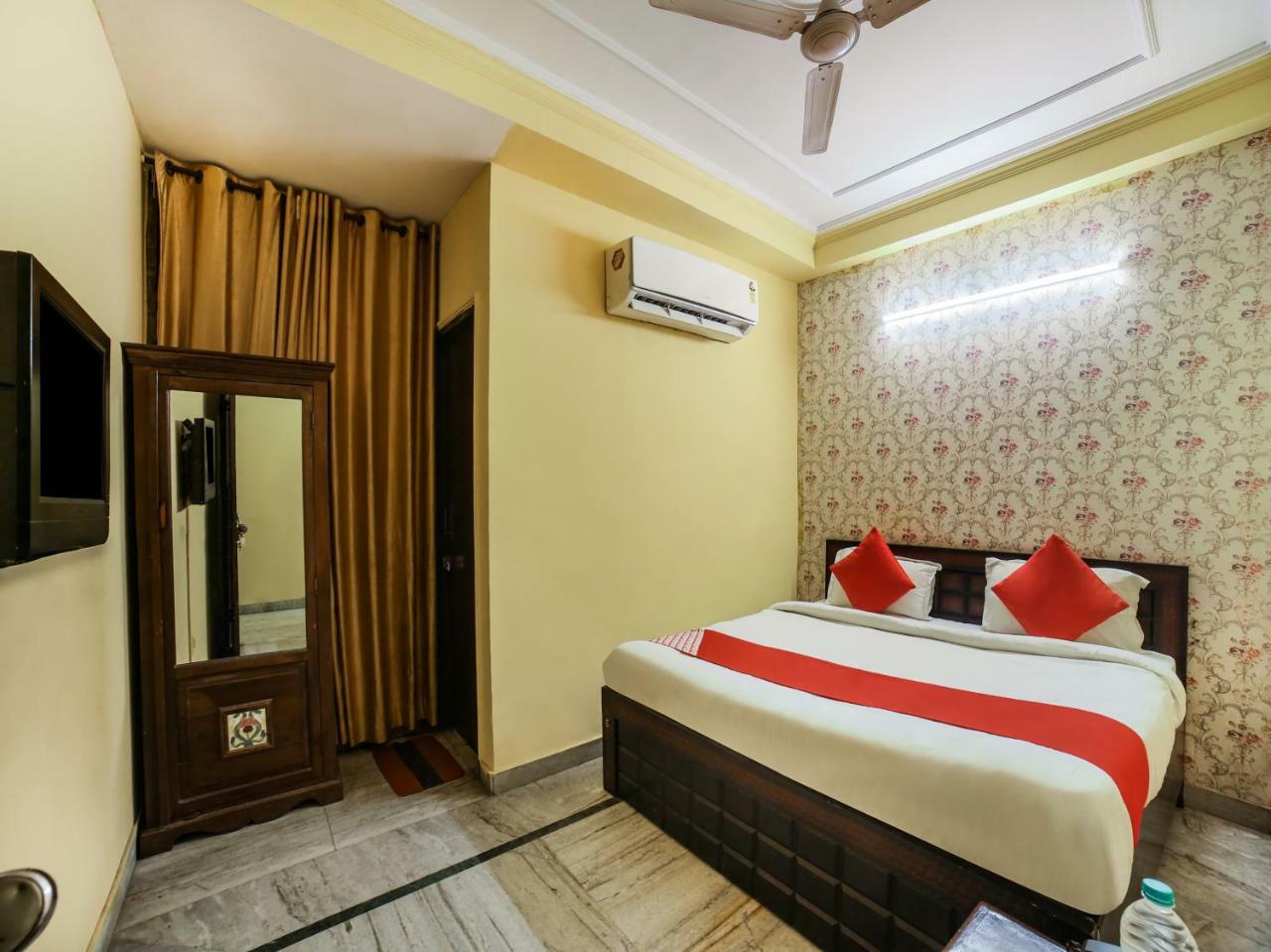 Oyo 23114 Abhay Haveli Hotel