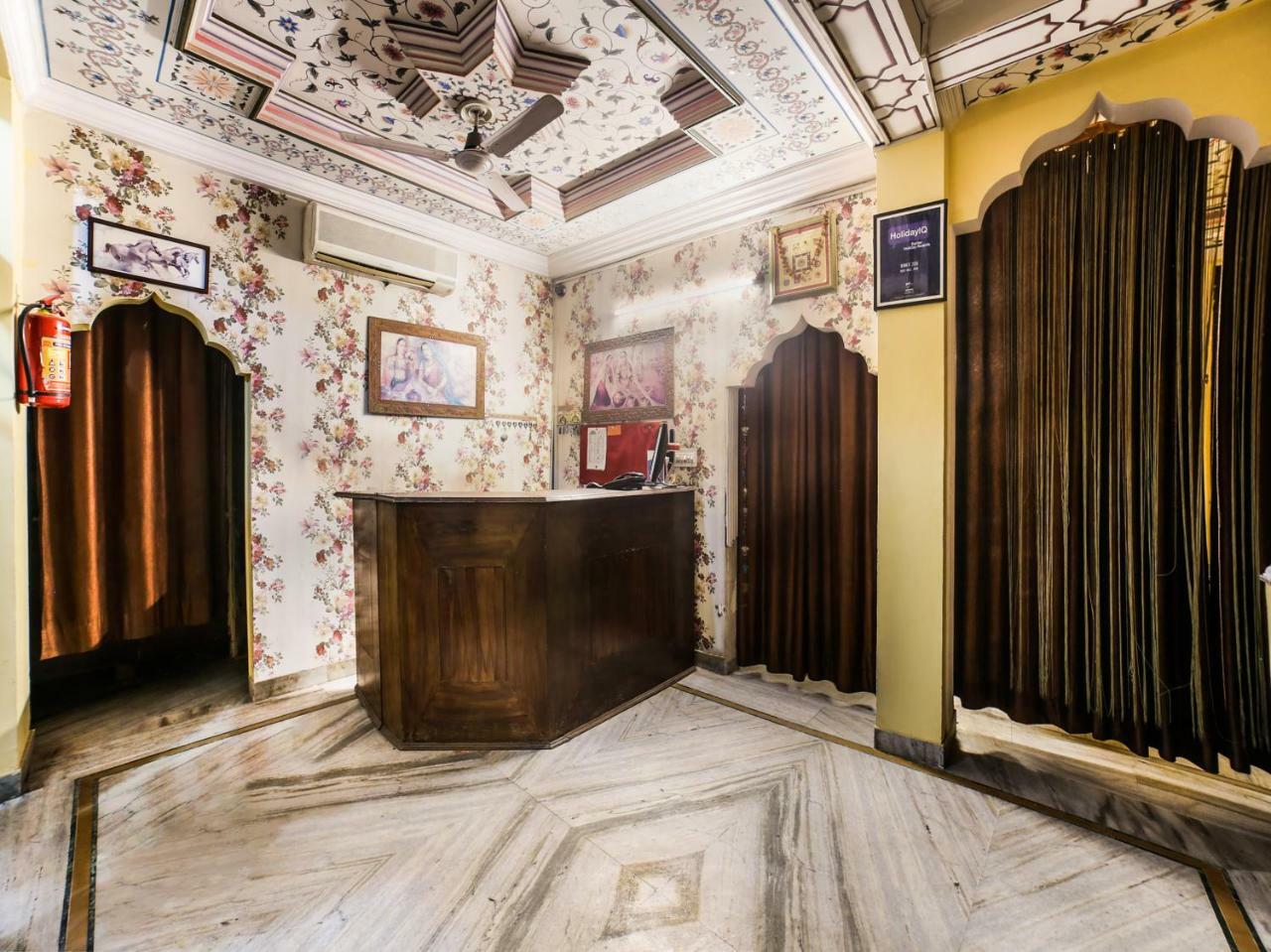 Hotel Oyo 23114 Abhay Haveli