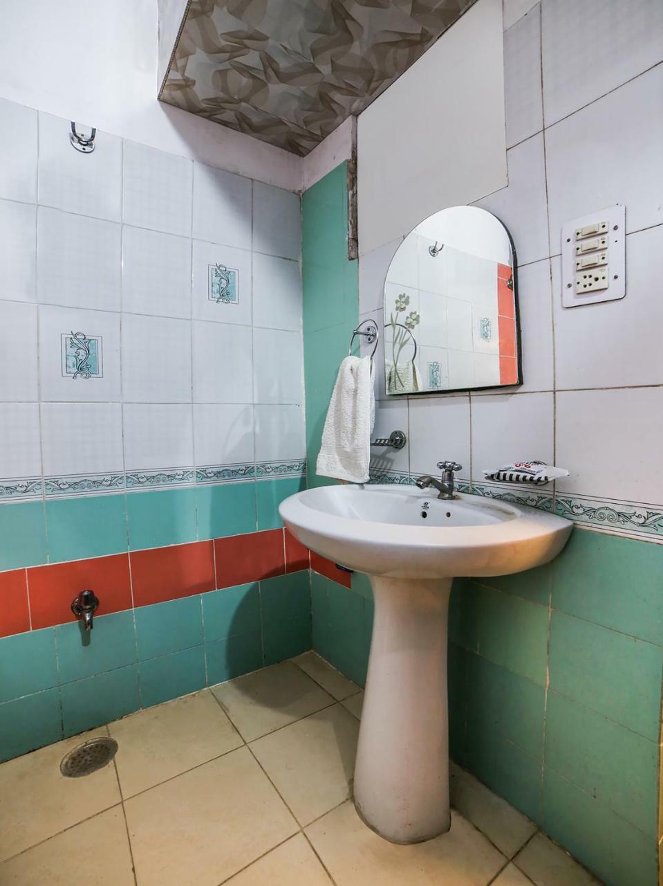 Oyo 23114 Abhay Haveli 3*