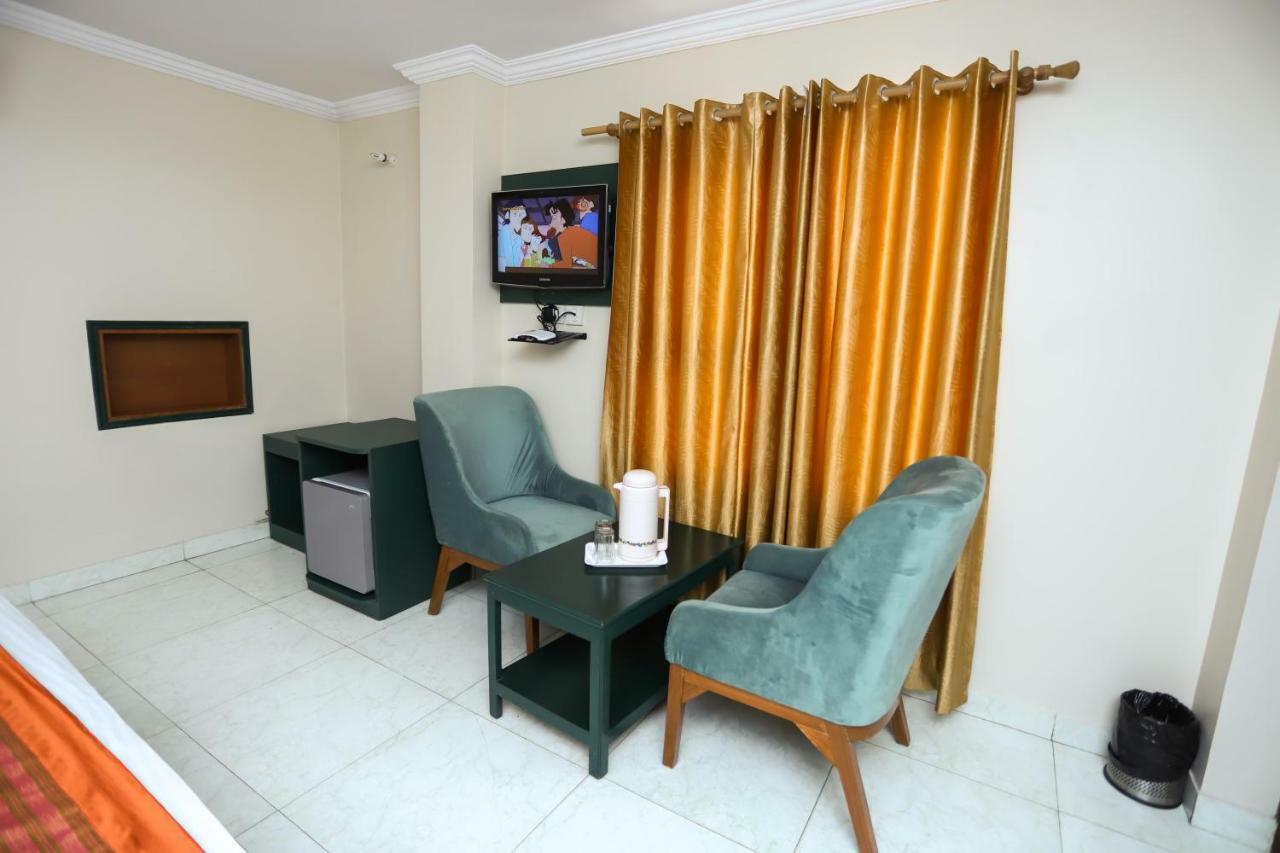 Jaisingh Palace Hotel 3*