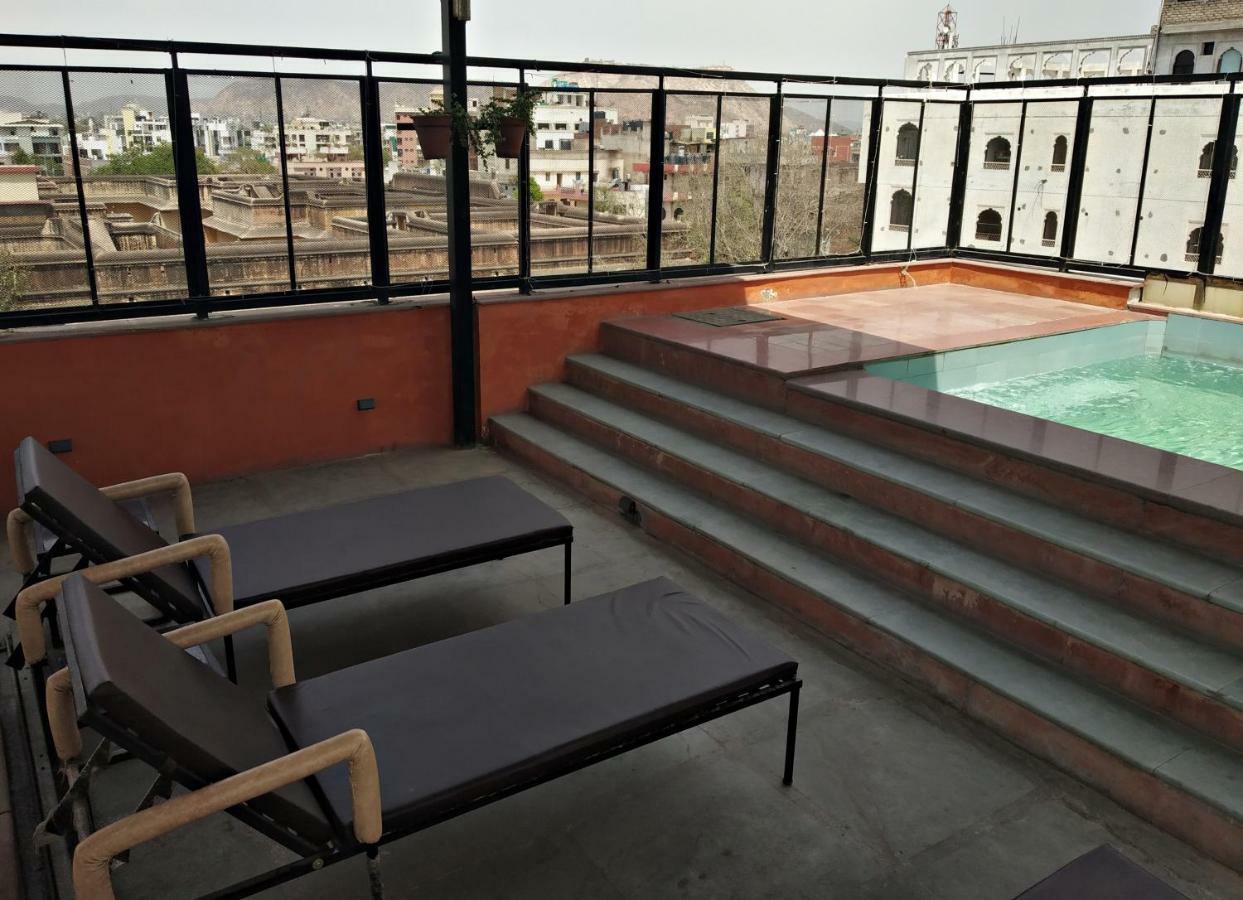 Gypsy Monkey Hostel