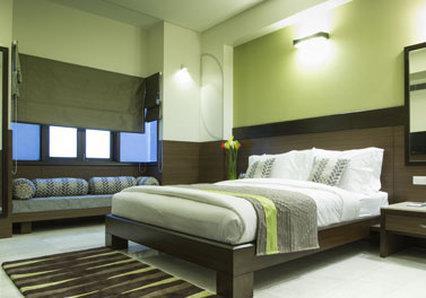 Hotel Leisure Grand Chanakya 4*