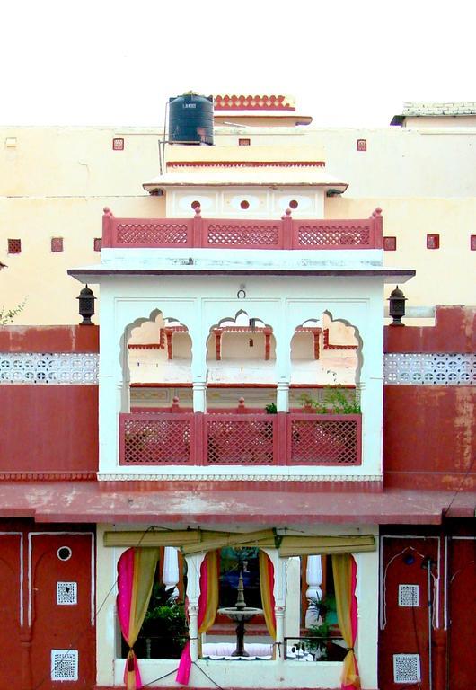 Karnot Mahal Hotel