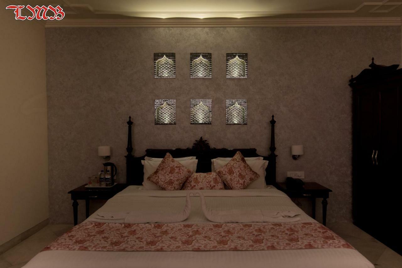 Hotel Lmb Centre,