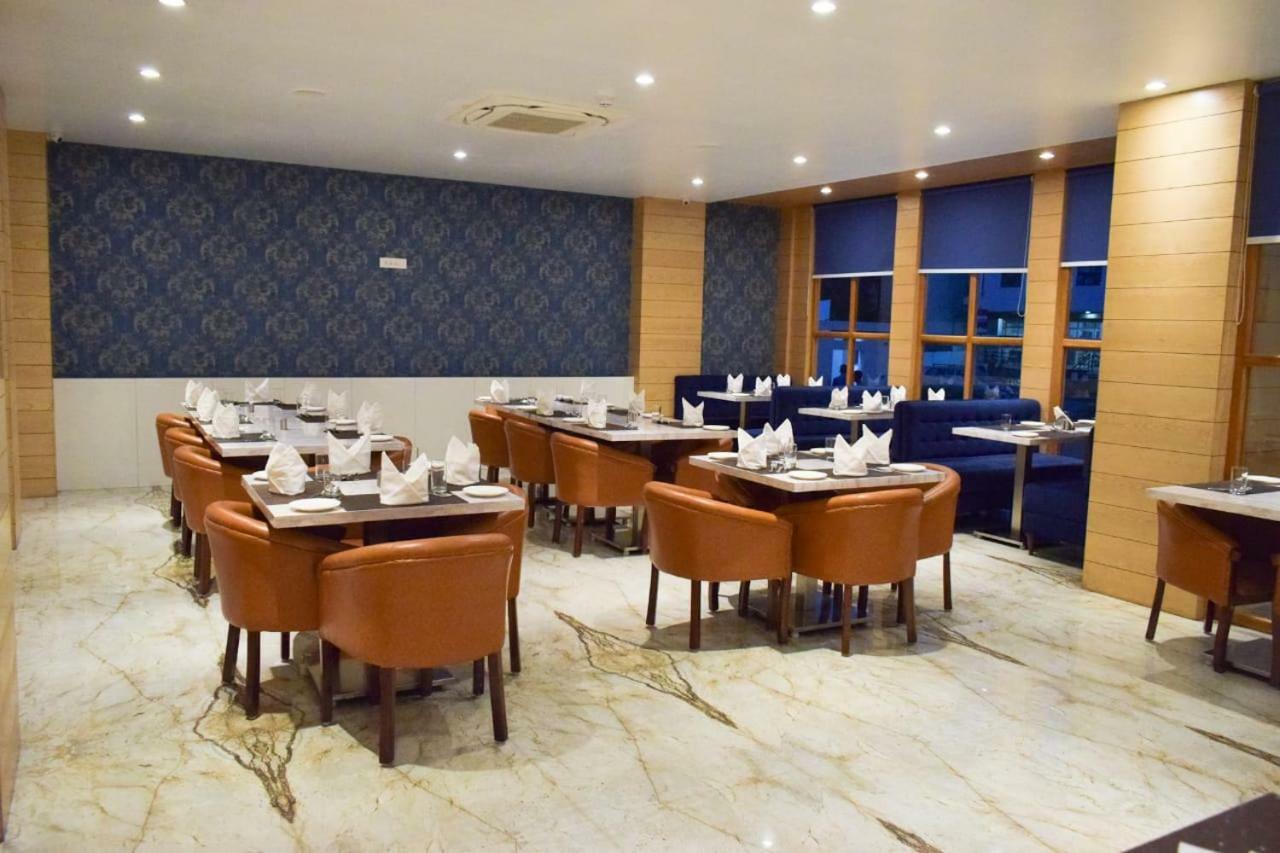 County Vaishali Nagar, Hotel Jaipur