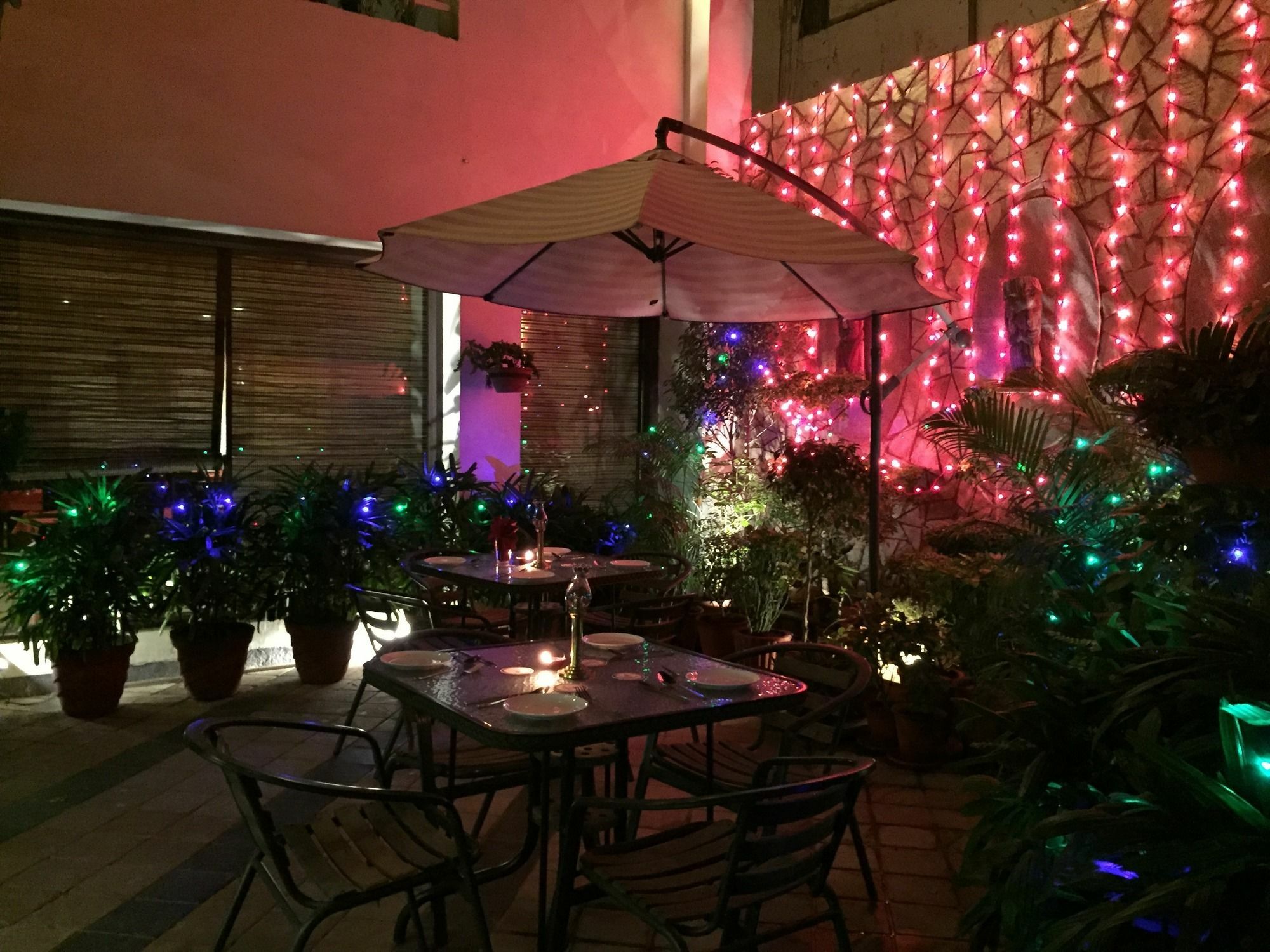 Hotel Ratnawali - A Vegetarian Heritage 3*