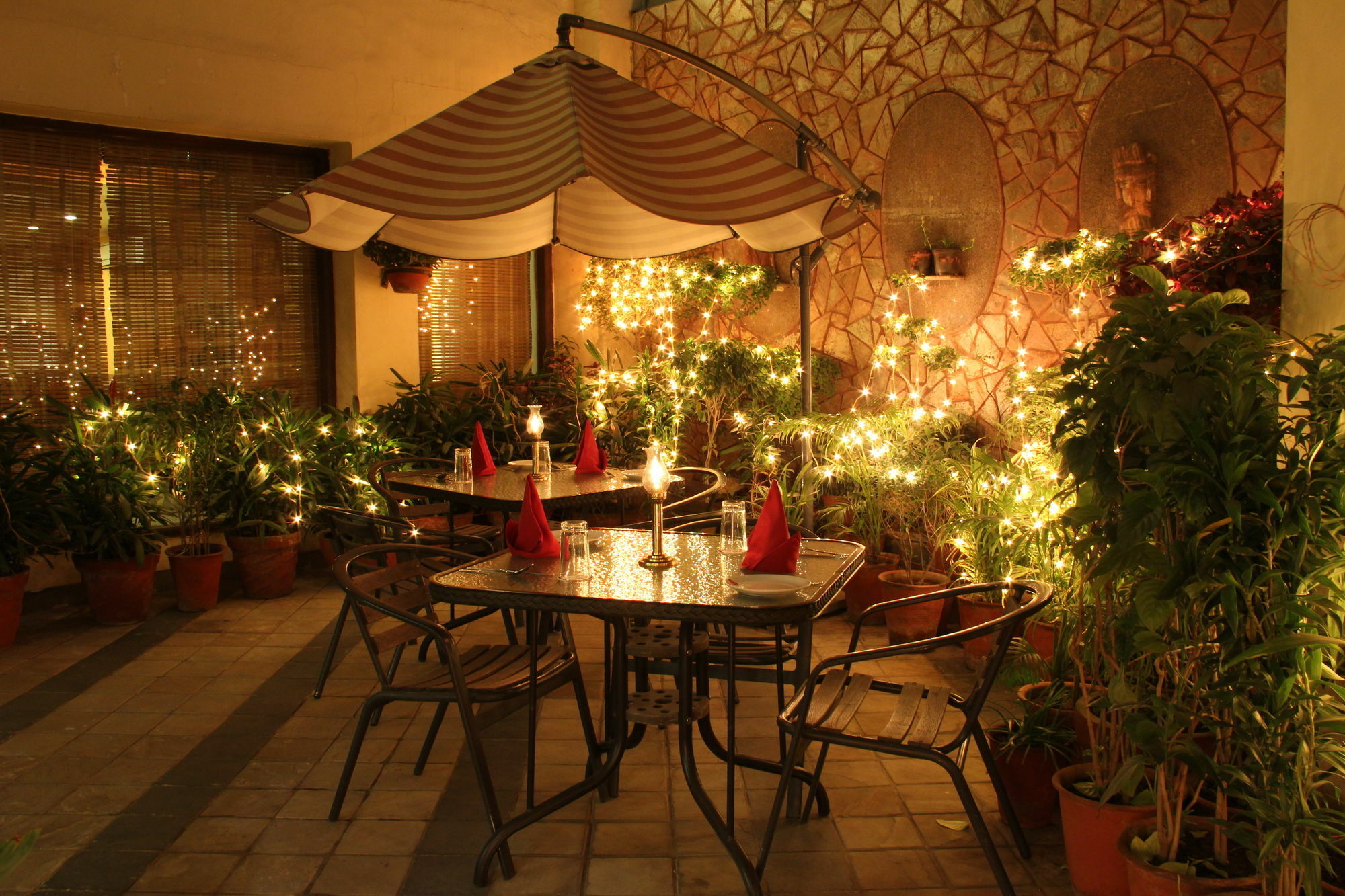Ratnawali - A Vegetarian Heritage Jaipur