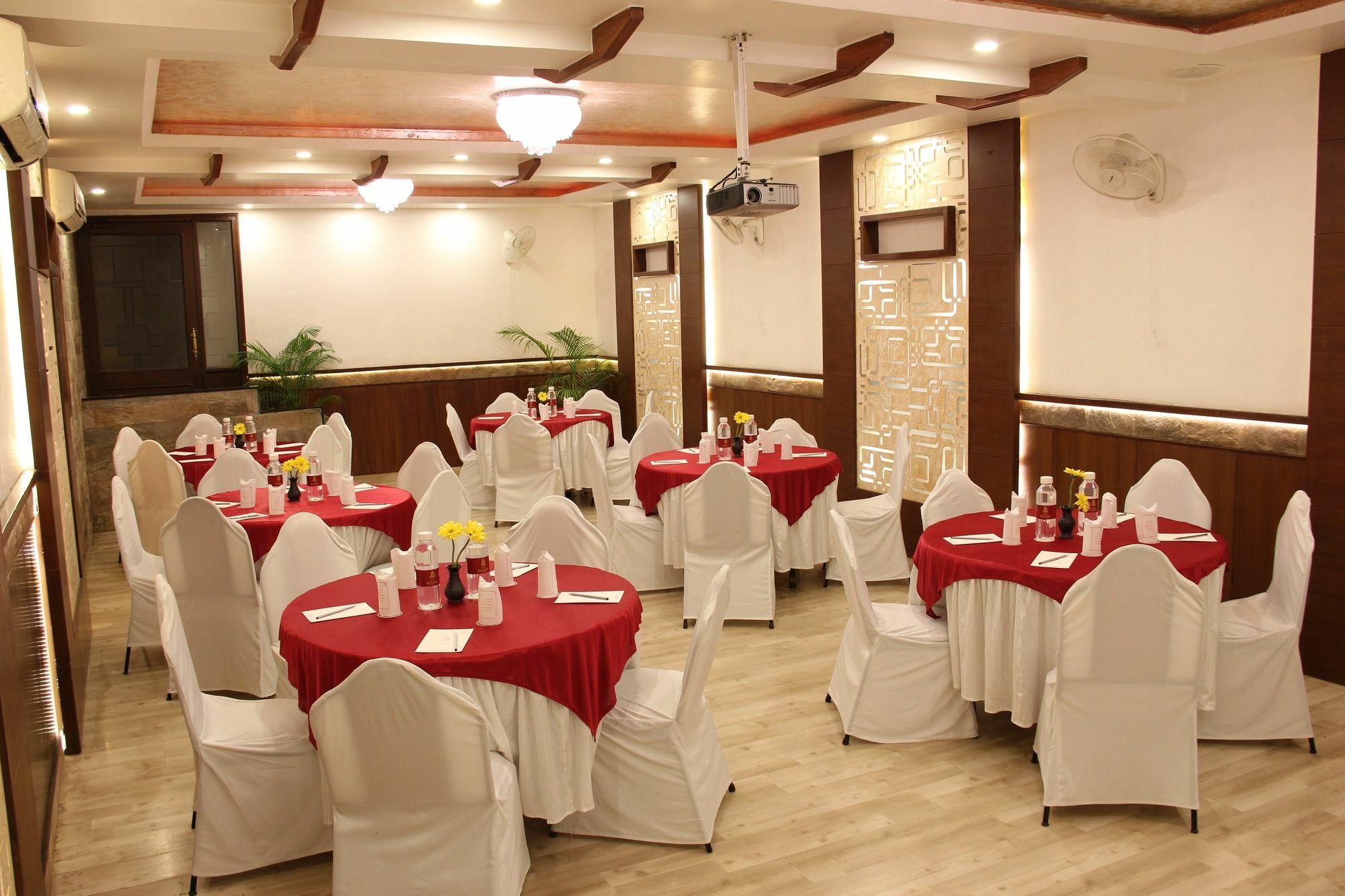 Ratnawali - A Vegetarian Heritage
