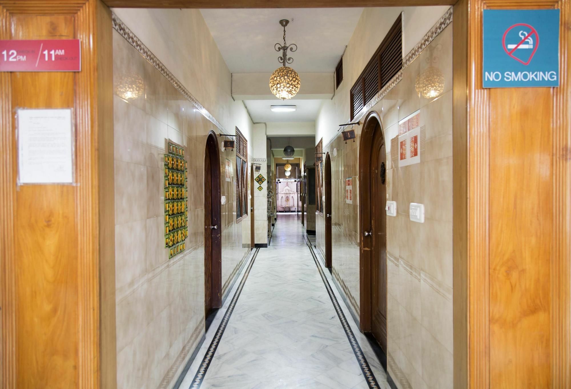 Hotel Oyo 1322 Galaxy 2*