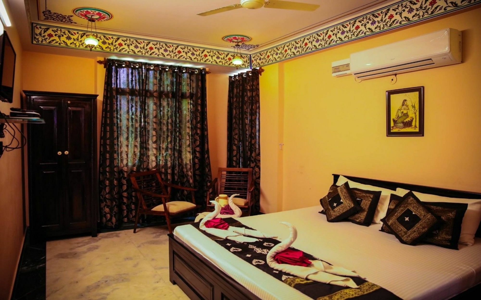 Nahar Singh Haveli Hotel