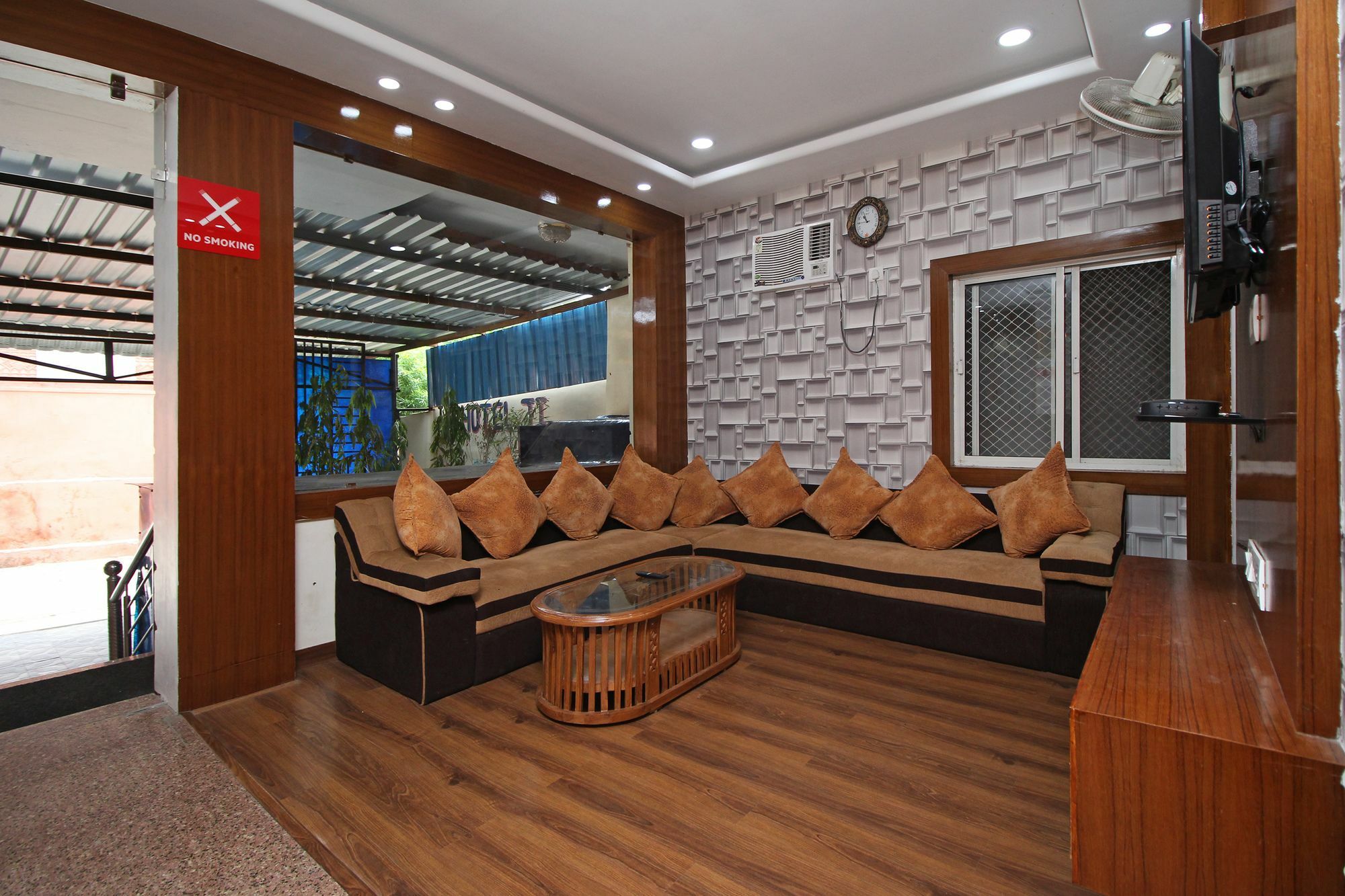 Oyo 9231 Jinesh 2* Jaipur