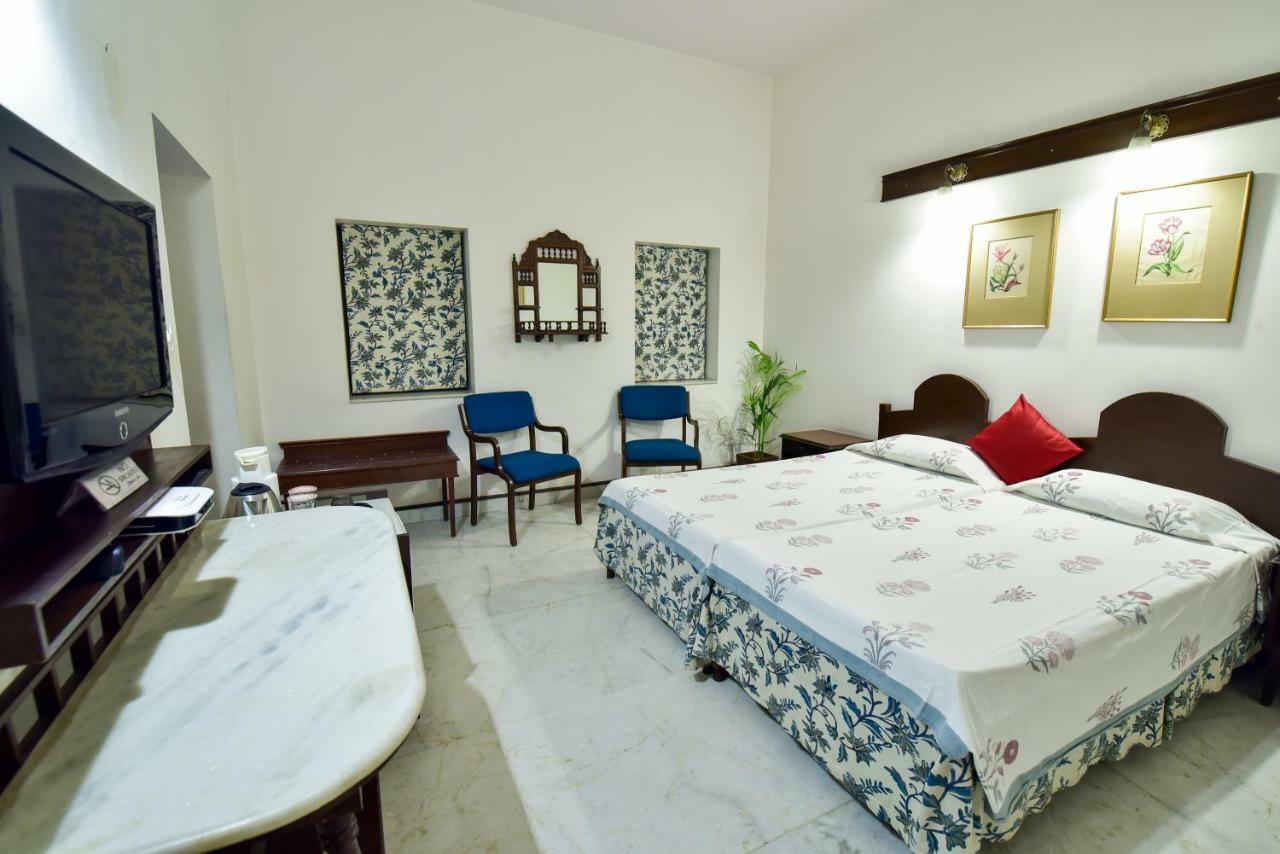 Kailrugji - A Center Hotel