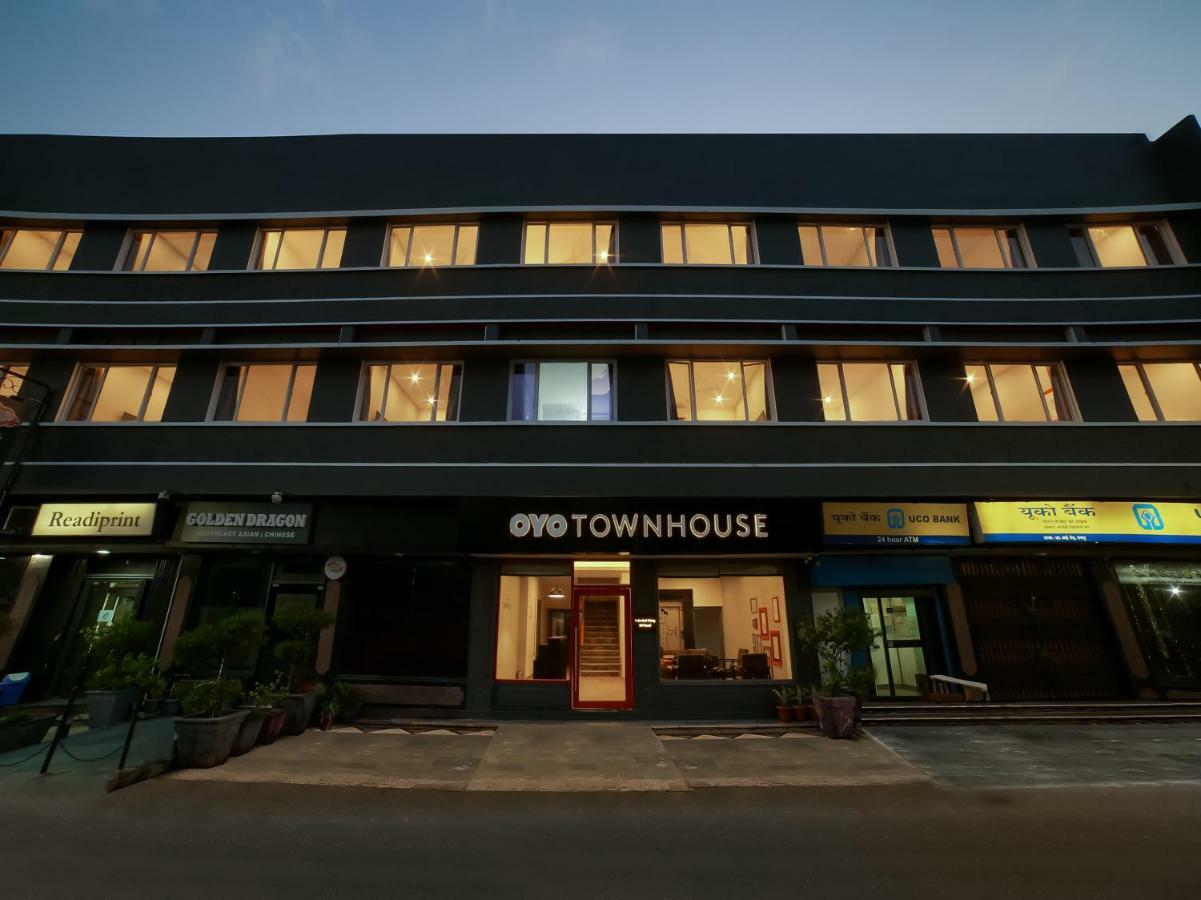 Oyo Townhouse 110 Mi Road Hotel 3*