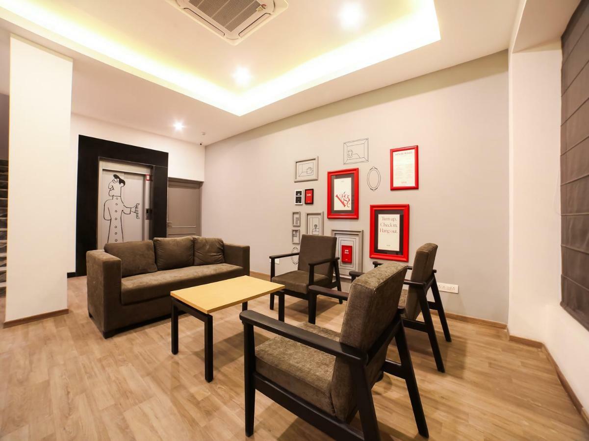 Oyo Townhouse 110 Mi Road 3*