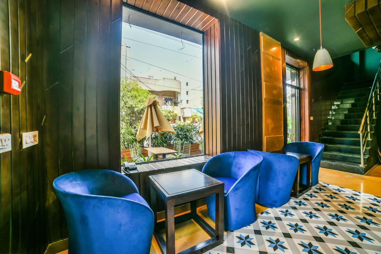 Kings Corner Hotel