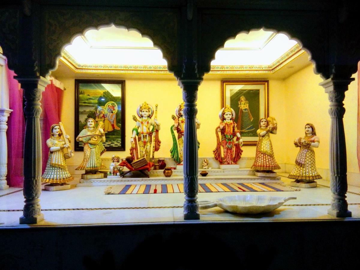 Aashish Heritage Resort