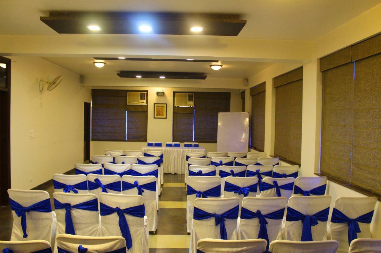 Safari Hotel Jaipur