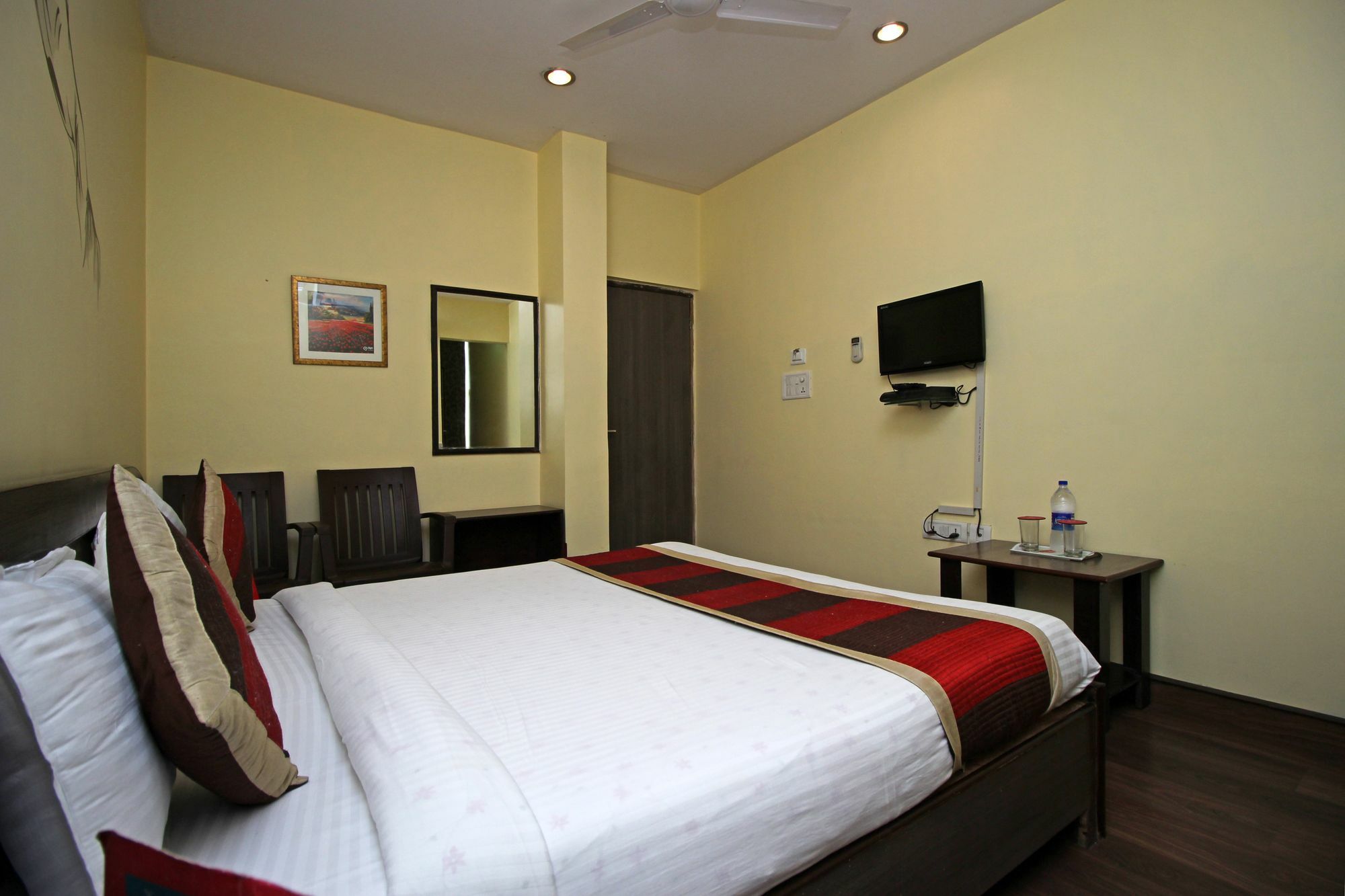 Oyo 2206 Rajawat Manor Jaipur