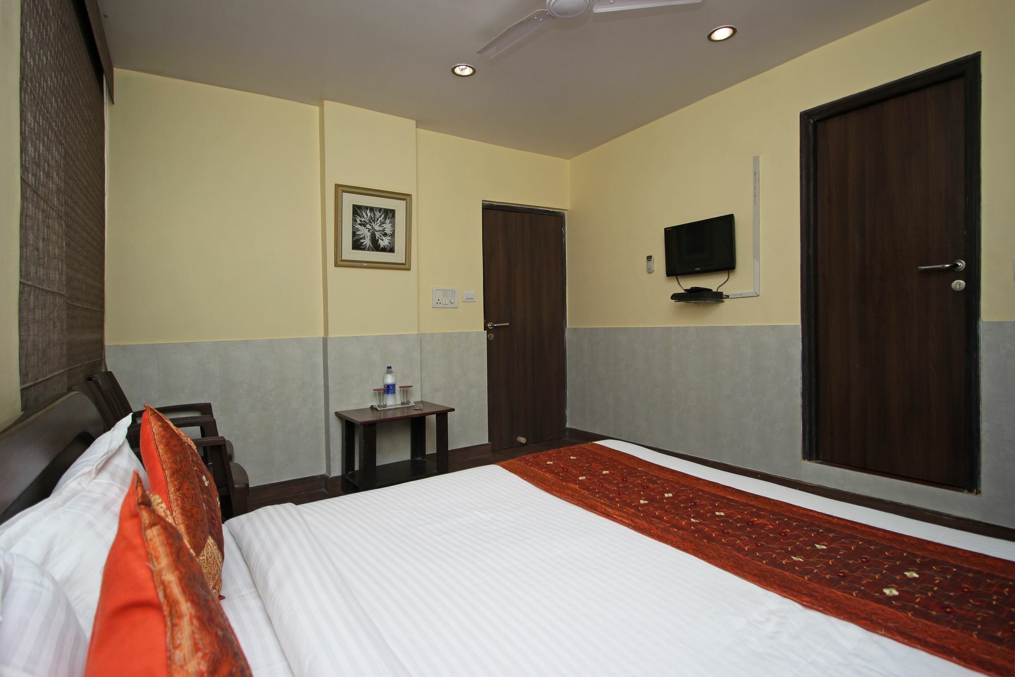 Hotel Oyo 2206 Rajawat Manor 3*