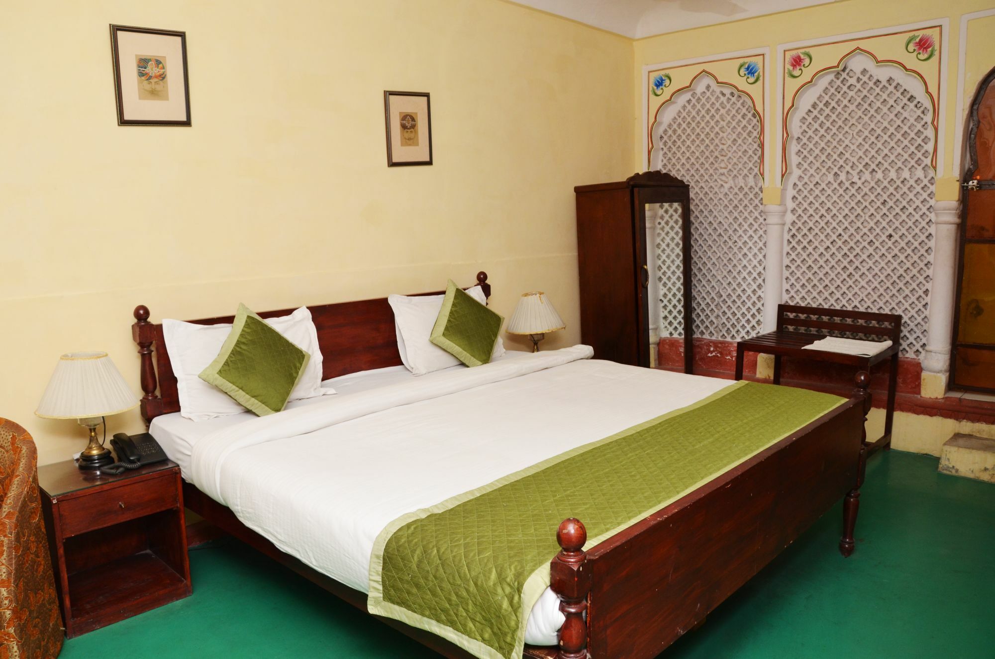Karnot Mahal Hotel