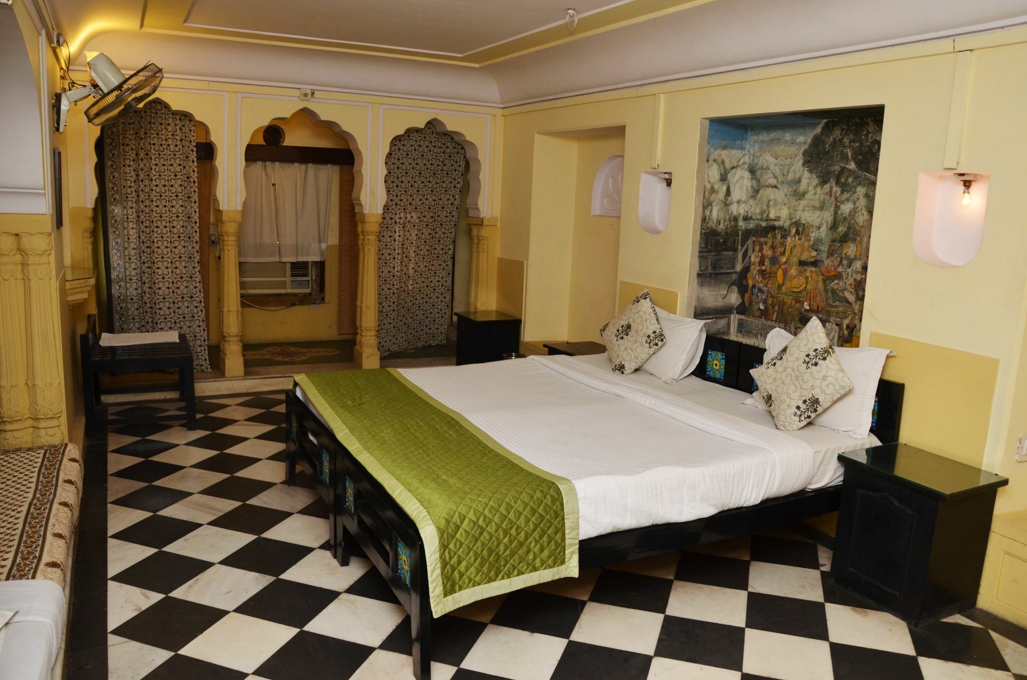 Karnot Mahal Jaipur