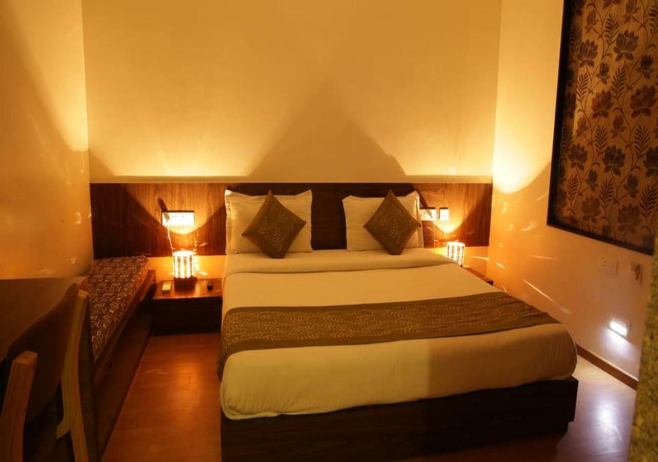 Harsh Paradise,jaipur Hotel *