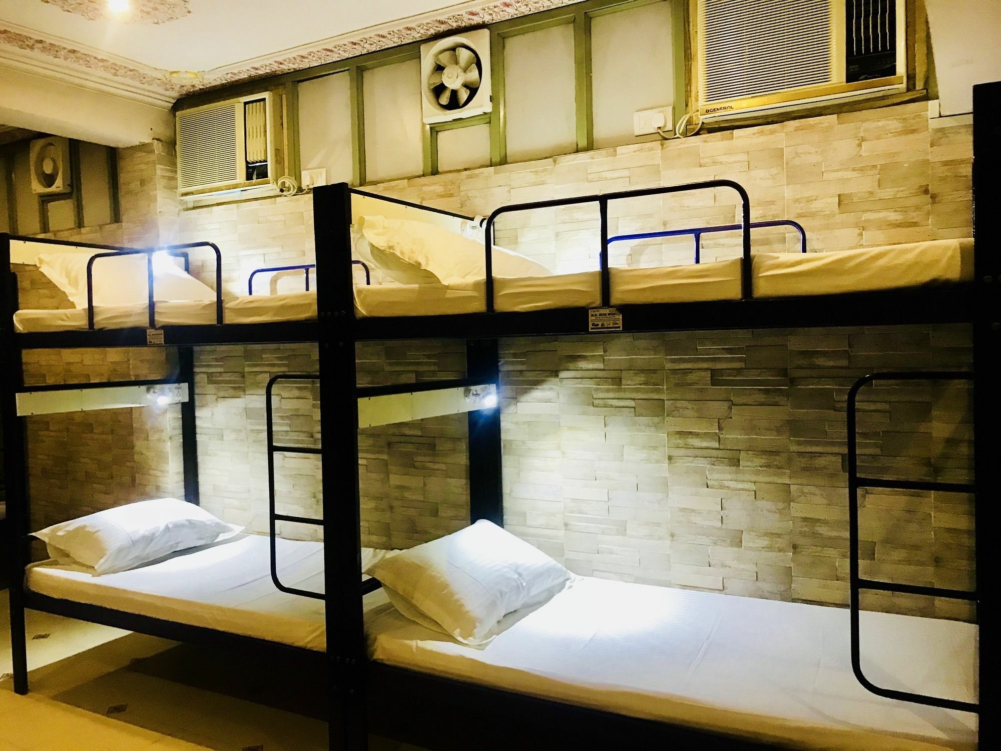 Classic Near Railway Station Hotel Jaipur