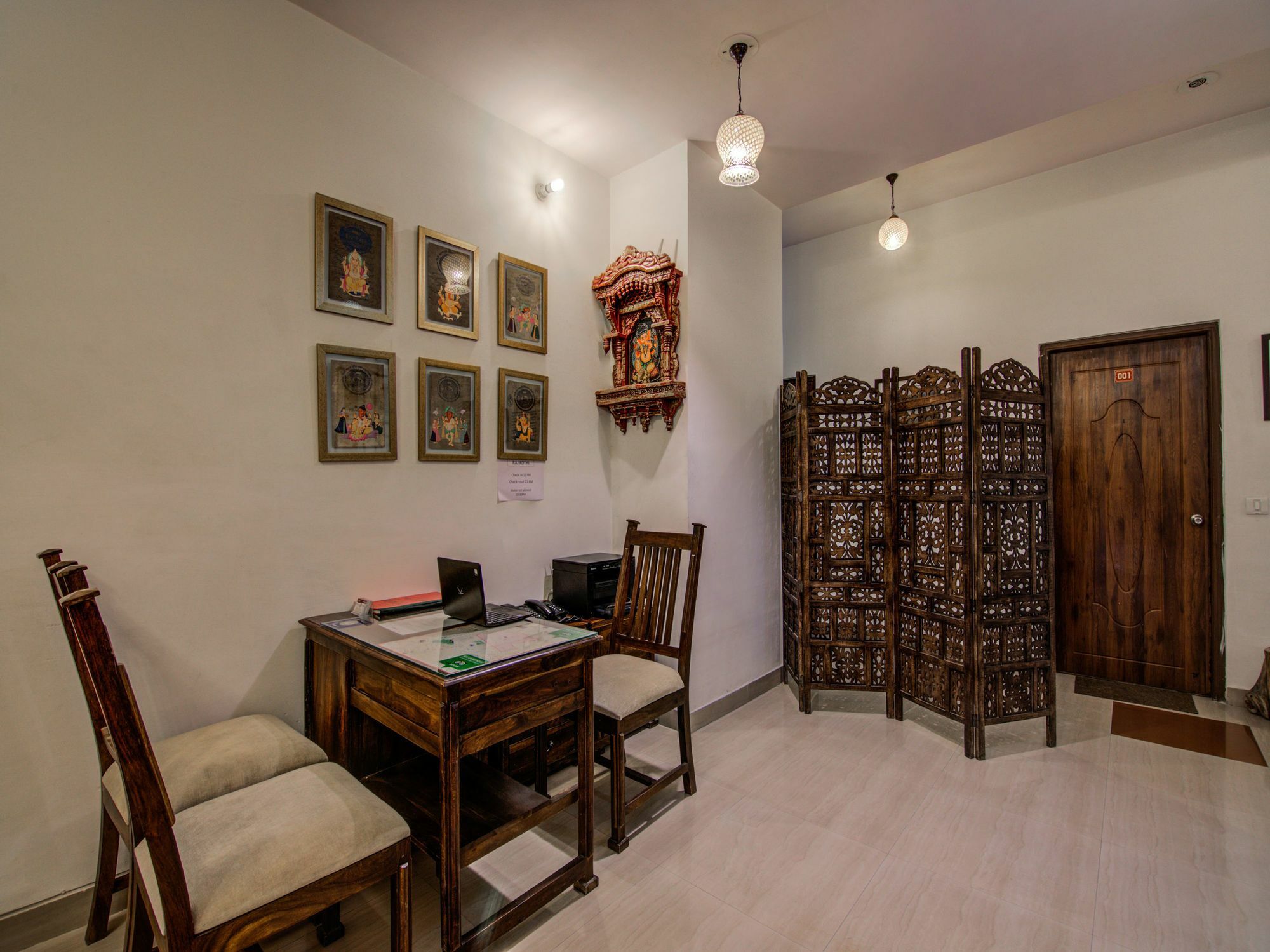 Hotel Raj Kothi Airport Jaipur
