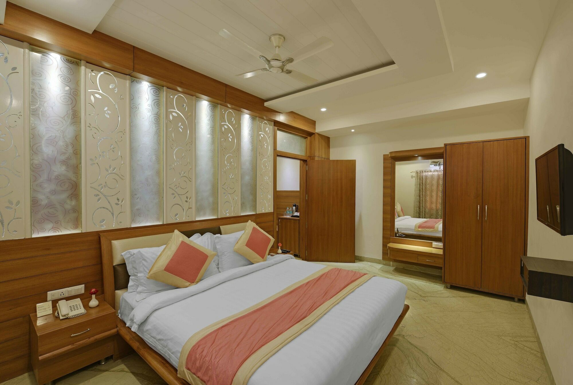 Bagh Boutique By Saagasa 3*