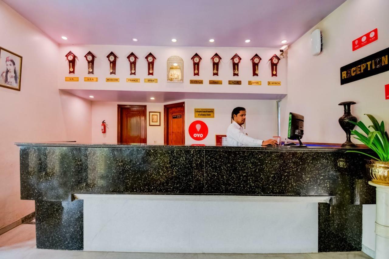 Hotel Oyo 18814 Maya International