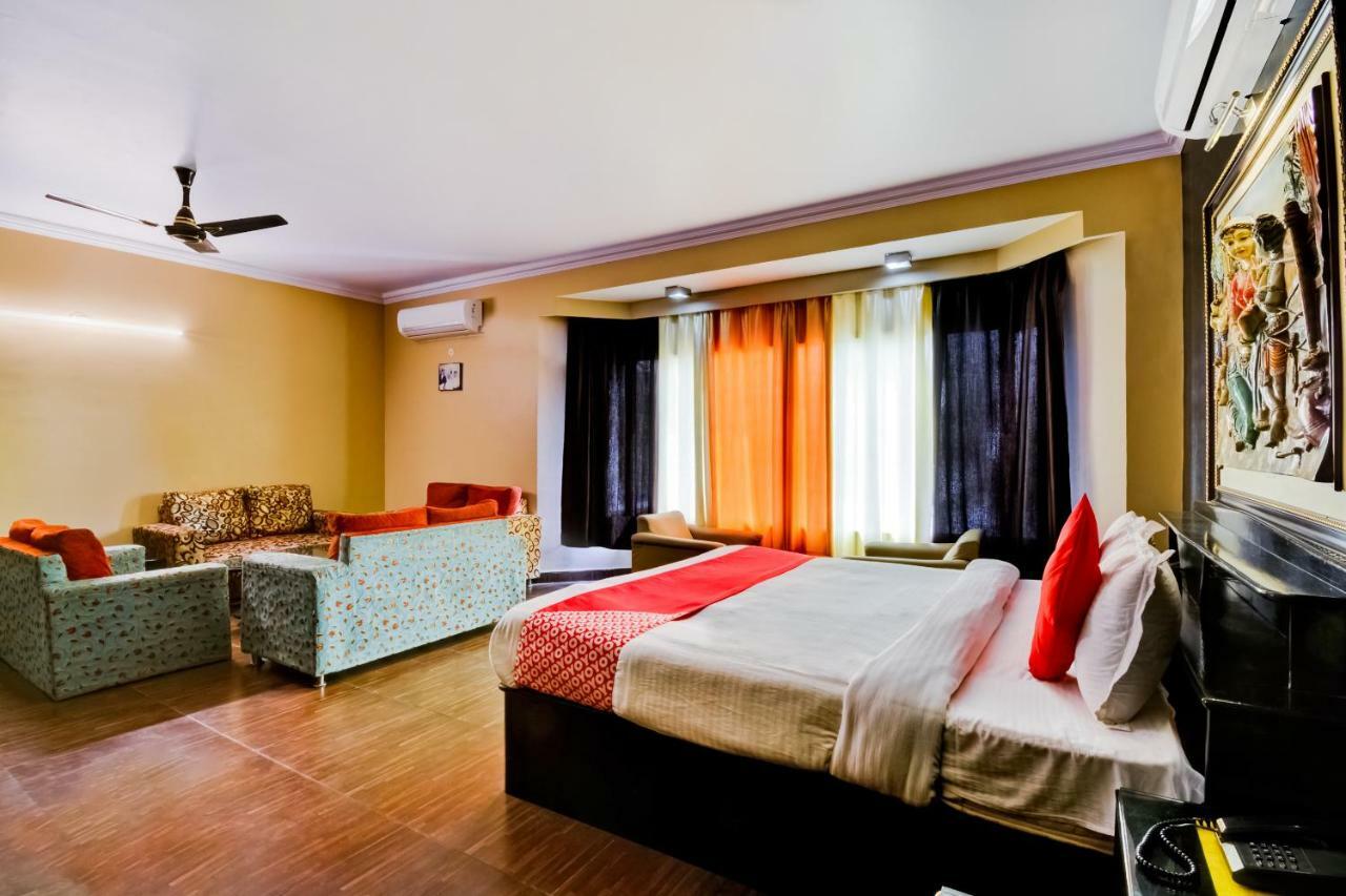 Hotel Oyo 18814 Maya International 3*