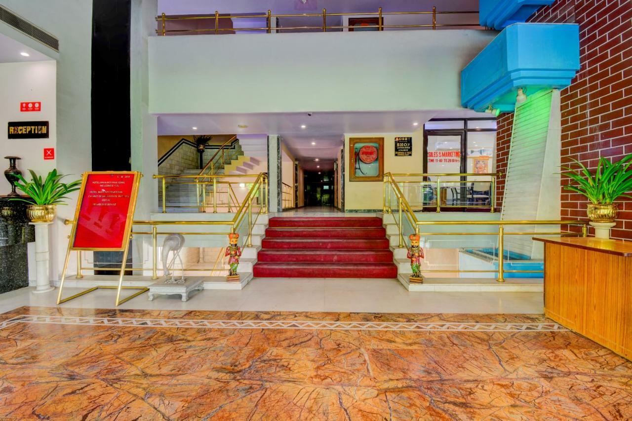 Hotel Oyo 18814 Maya International 3*