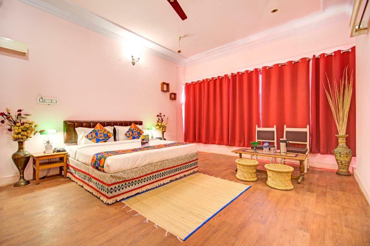 Hotel Pink Palace Jaipur
