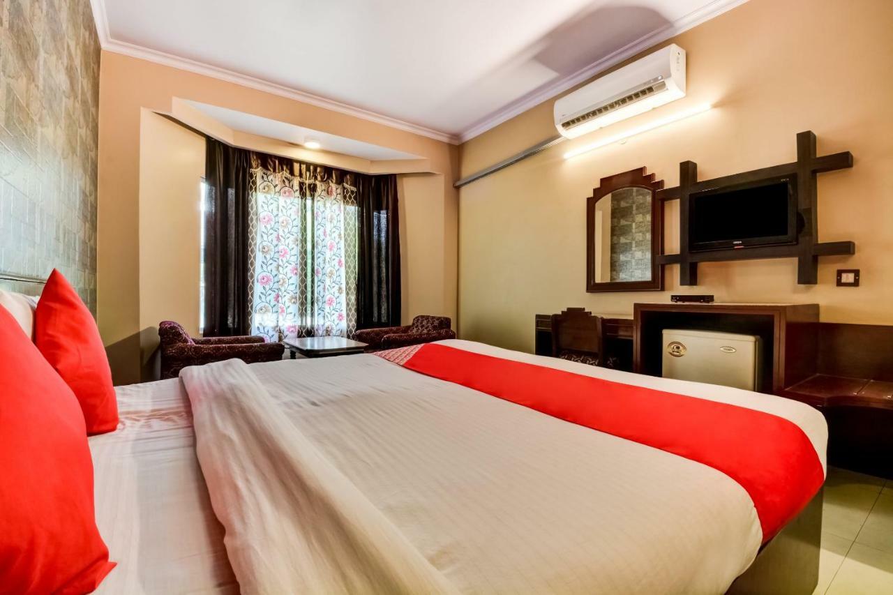 Oyo 18814 Maya International Jaipur
