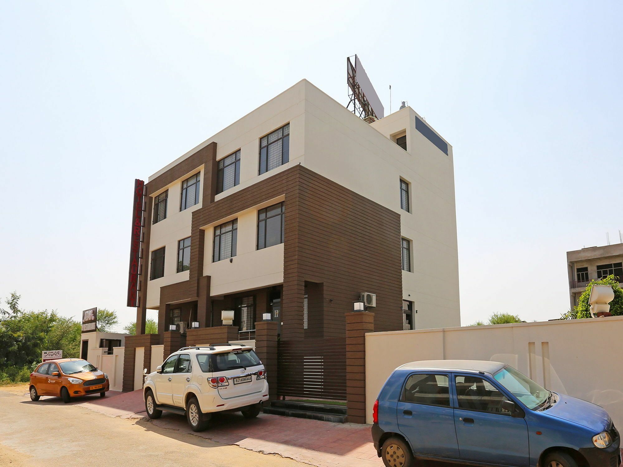 Oyo 6327 Hill View