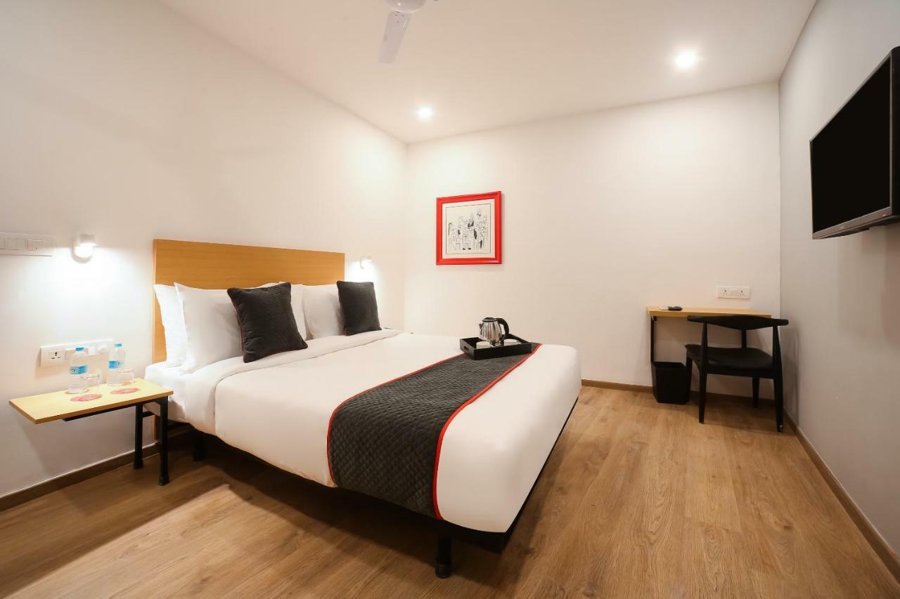 Hotel Oyo Townhouse 110 Mi Road 3*