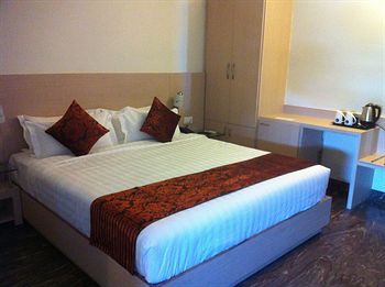 Zip By Spree King Palace Hotel 3*