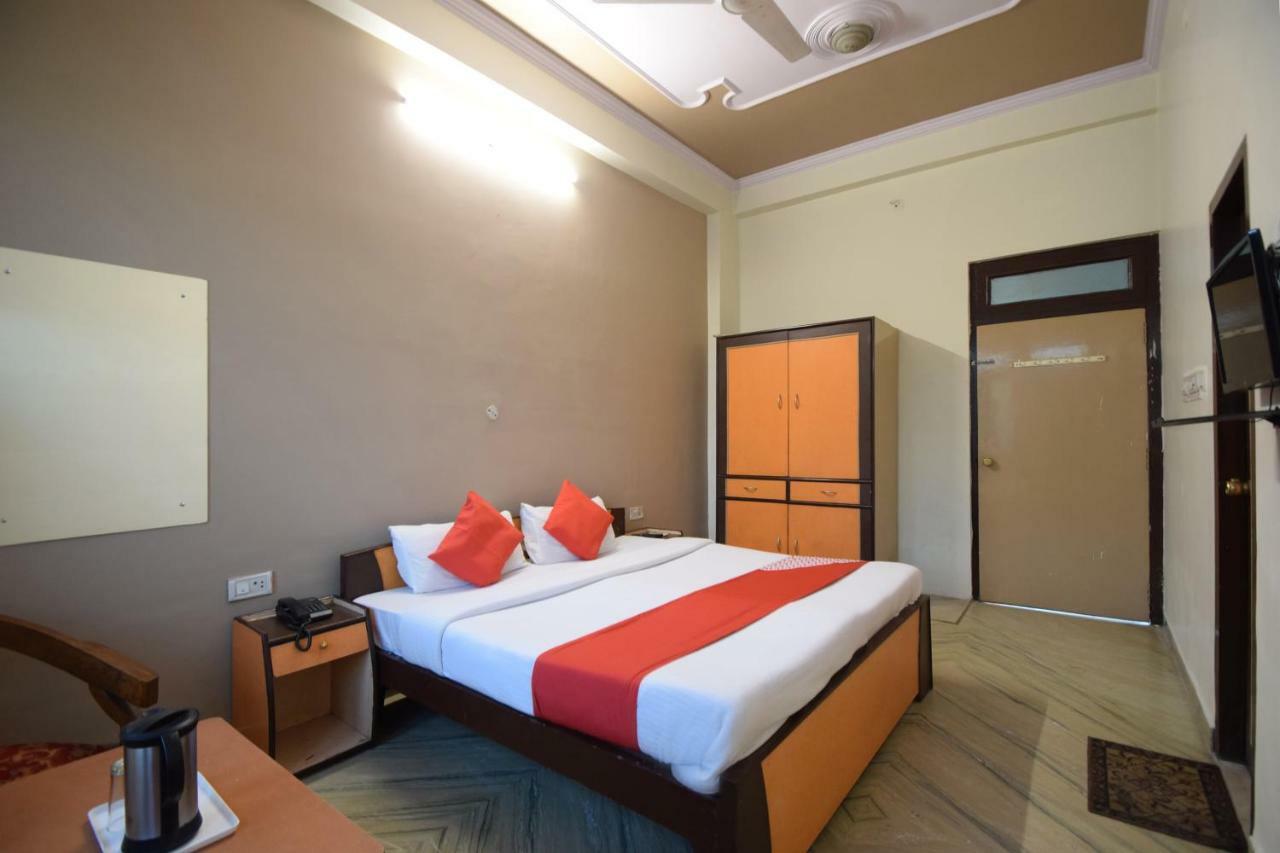 Hotel Oyo 23499 Sky