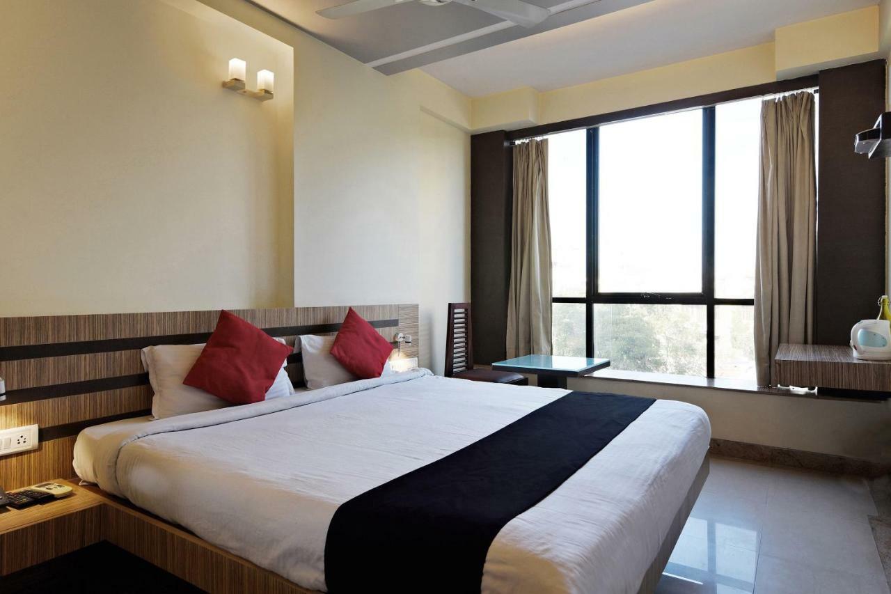 Capital O 18907 Apex Intercontinental Hotel 3*