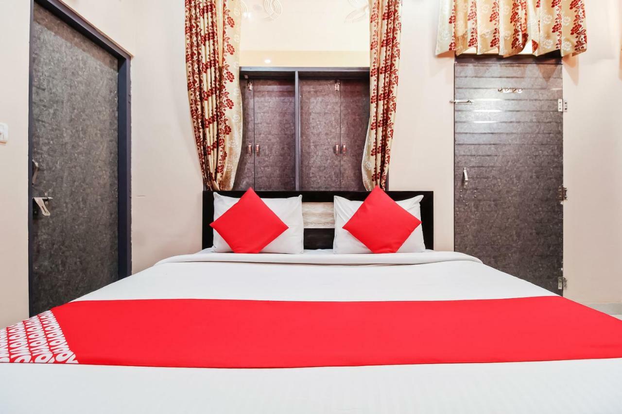 Hotel Oyo 37290 Sai Paradise 3*