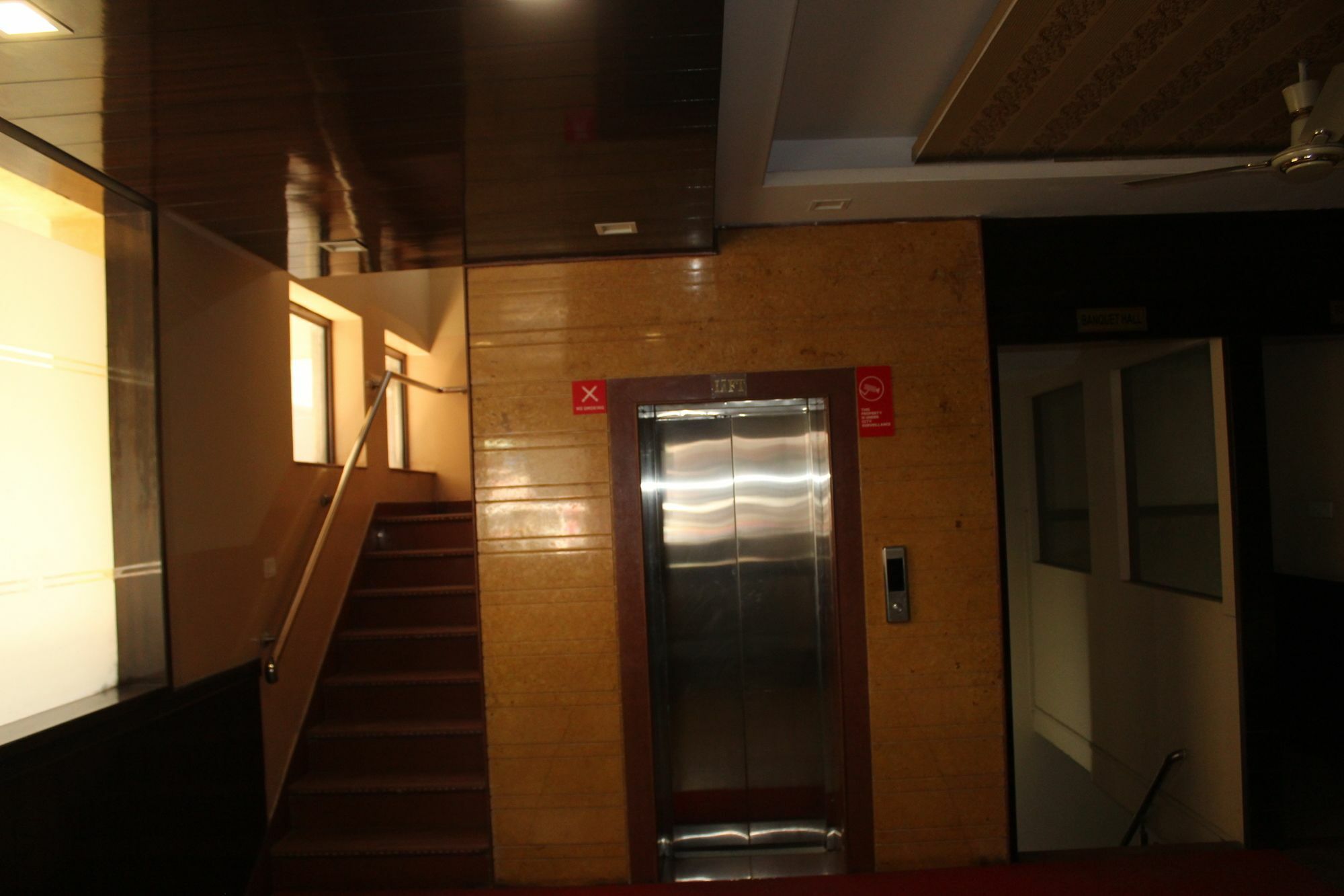 Collection O Sanjay Palace