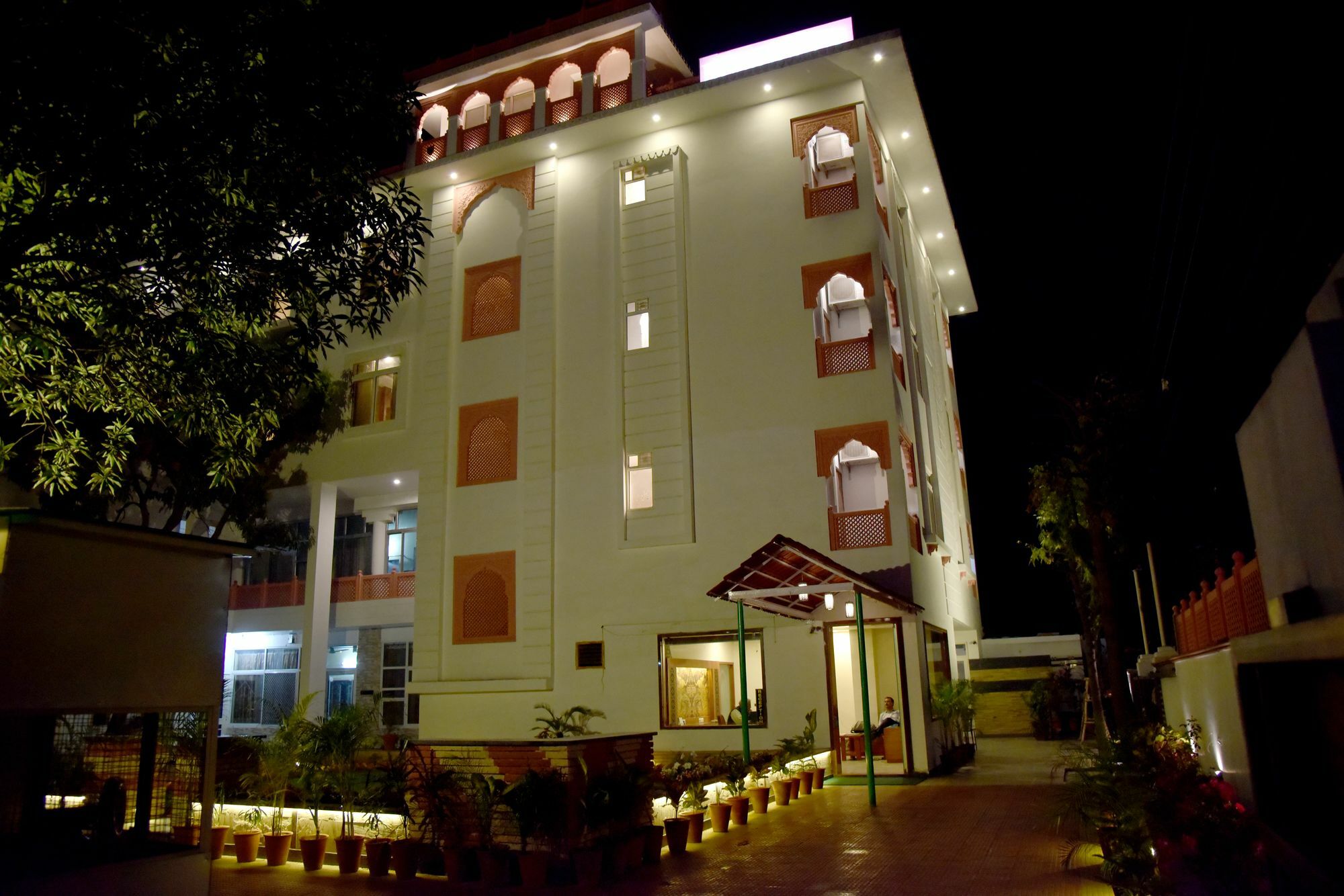Triveni Residency Hotel Jaipur