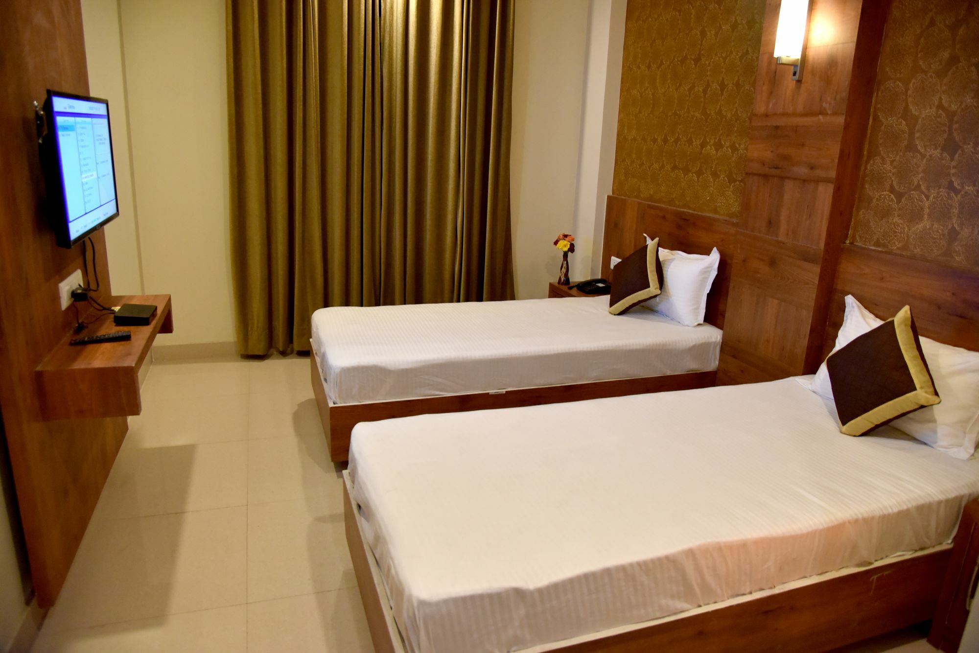 Hotel Triveni Residency 3*