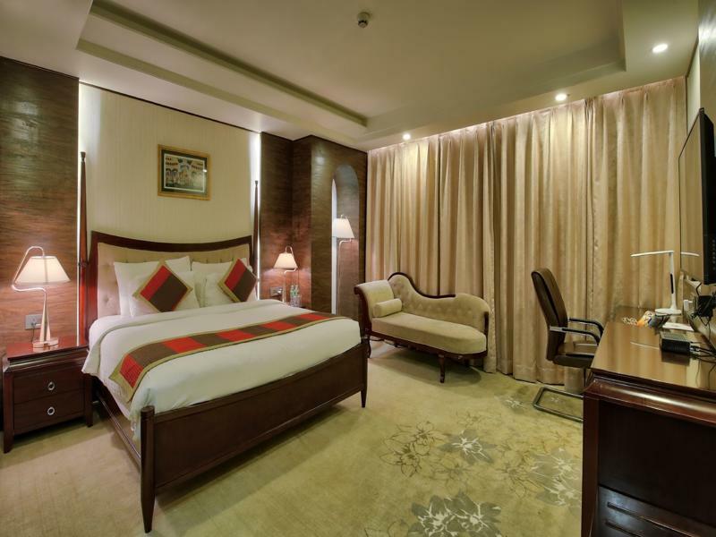 Polo & Hotel