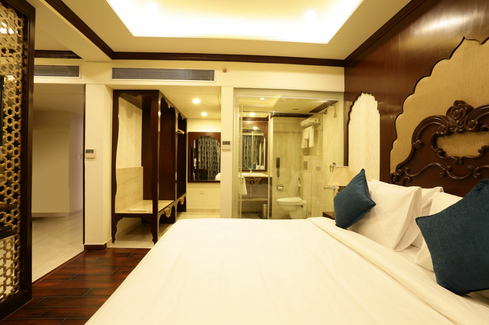Comfort Sapphire Hotel Jaipur