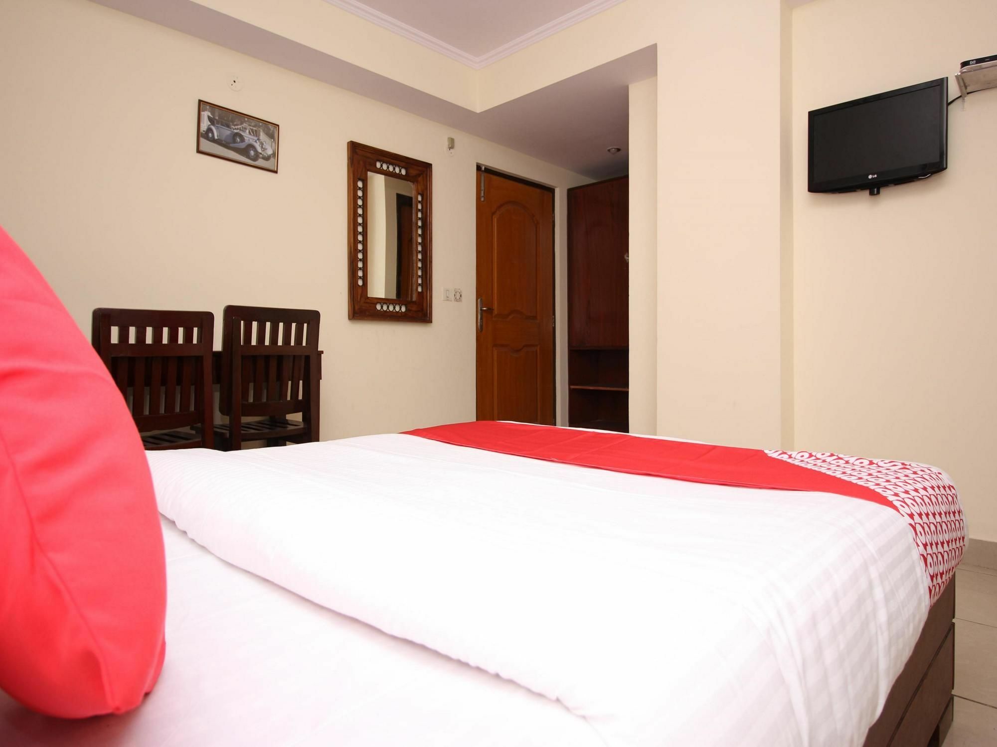 Hotel Oyo 14714 K Comfort Jaipur