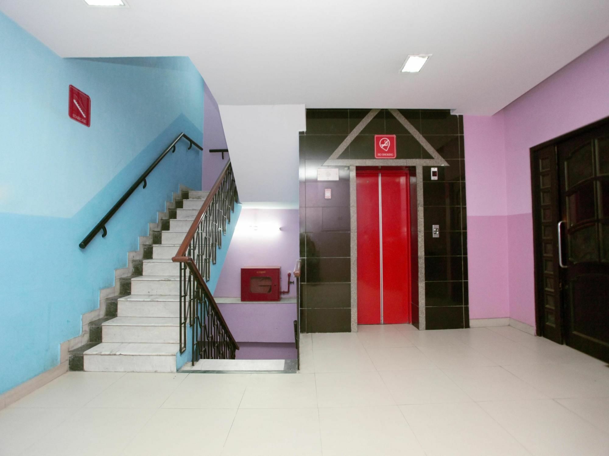 Oyo Rajapark 2 Hotel Jaipur