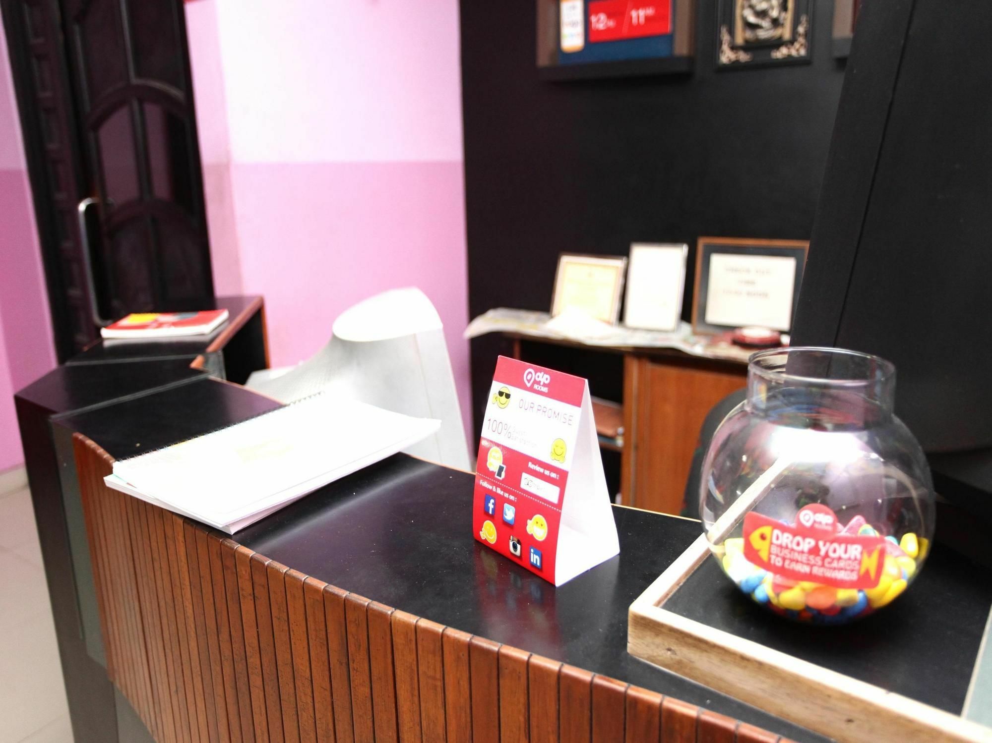Hotel Oyo Rajapark 2