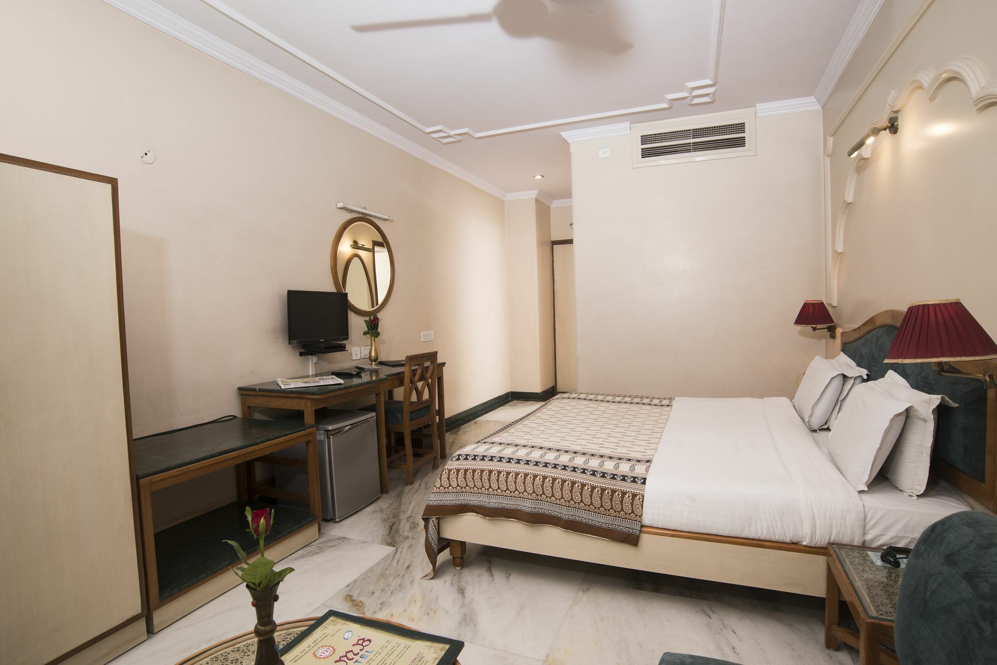 Hotel Lmb Centre, Jaipur